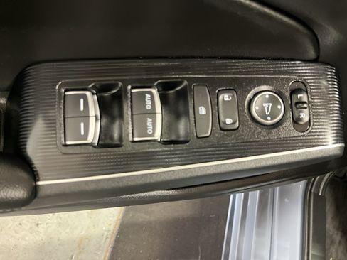 Certified 2024 Honda Civic Sport Touring image 28