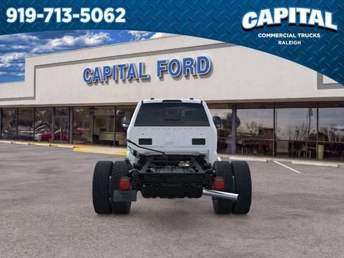 New 2026 Ford F550 4x4 Supercab Super Duty image 7