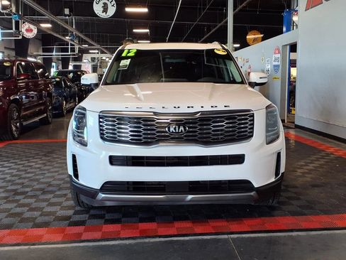 Used 2021 Kia Telluride S FWD image 2