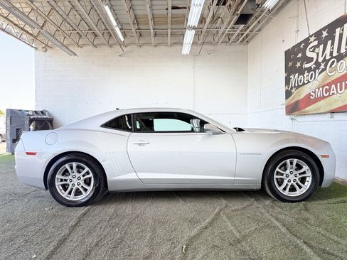 Used 2013 Chevrolet Camaro LT image 9