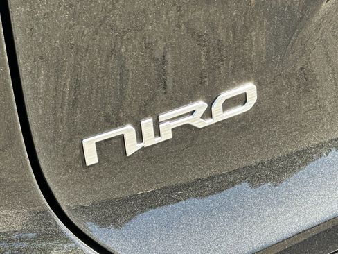New 2026 Kia Niro Wind FWD image 26