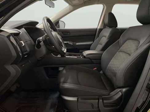 Used 2023 Nissan Pathfinder S AWD/4WD image 67