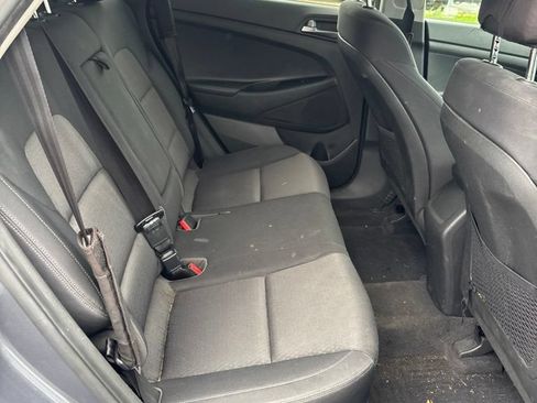 Used 2017 Hyundai Tucson SE w/ SE Popular Package 02 AWD/4WD image 12