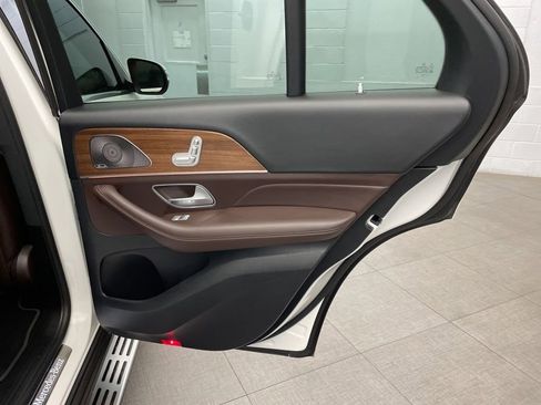 Used 2022 Mercedes-Benz GLE 350 4MATIC image 32