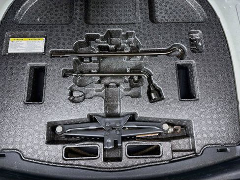 Certified 2024 Toyota Camry SE FWD image 33