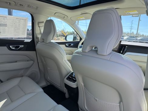 New 2026 Volvo XC60 B5 Ultra w/ Protection Package Premier AWD/4WD image 27