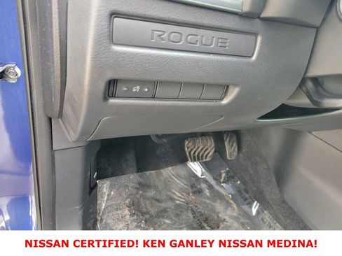 Certified 2023 Nissan Rogue S image 34