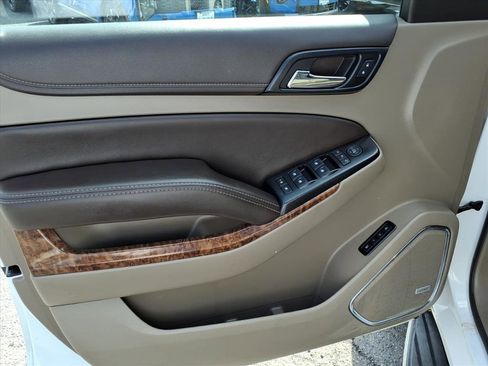 Used 2017 Chevrolet Tahoe Premier image 16