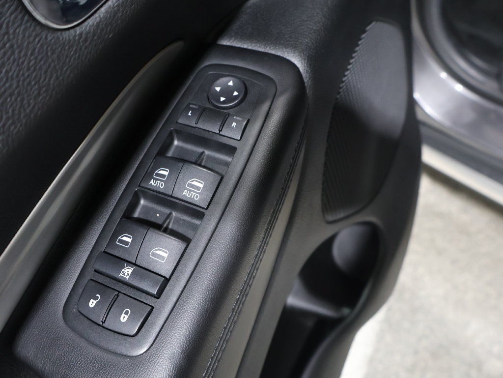 Used 2014 Dodge Durango SXT w/ Quick Order Package 23B AWD/4WD image 15