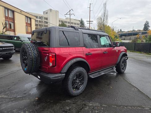 New 2025 Ford Bronco Big Bend w/ Black Diamond Package image 5