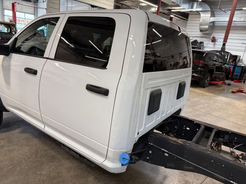 Used 2024 RAM 5500 Tradesman AWD/4WD image 29