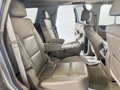 Used 2015 GMC Yukon SLT w/ Open Road Package AWD/4WD image 10