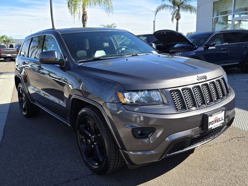Used 2015 Jeep Grand Cherokee Altitude image 6