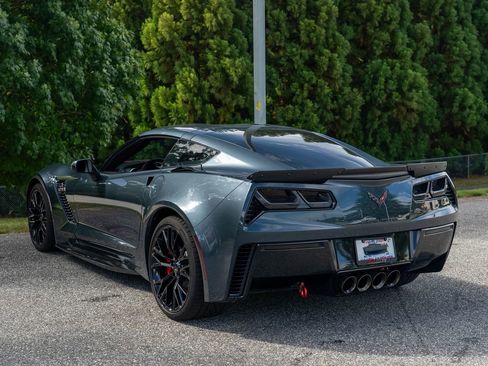Used 2019 Chevrolet Corvette Z06 image 8