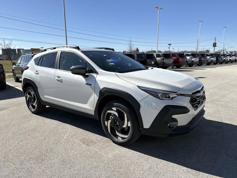 New 2026 Subaru Crosstrek 2.5i Limited w/ Crosstrek Mirror Package image 2