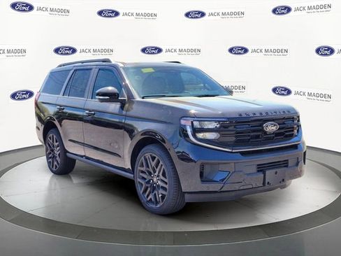 New 2026 Ford Expedition Platinum w/ Stealth Performance Package AWD/4WD image 7