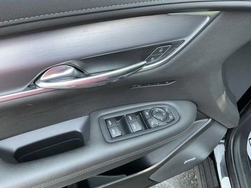 Used 2024 Cadillac XT6 Luxury w/ LPO, Floor Liner Package AWD/4WD image 18