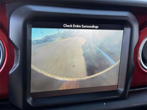 Used 2018 Jeep Wrangler Unlimited Rubicon image 4