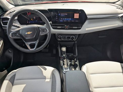 Certified 2026 Chevrolet TrailBlazer LT w/ Convenience Package image 12