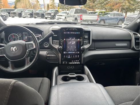 Used 2024 RAM 2500 Big Horn w/ Sport Appearance Package image 26