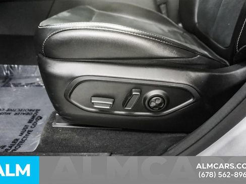 Used 2025 Jeep Grand Cherokee Altitude AWD/4WD image 33