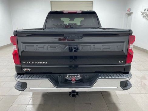 Used 2023 Chevrolet Silverado 1500 LT AWD/4WD image 5