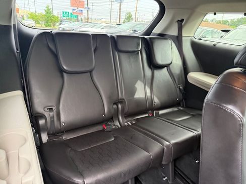 Used 2023 Kia Carnival SX FWD image 28