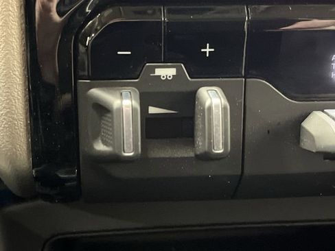 Used 2022 RAM 3500 Laramie image 26