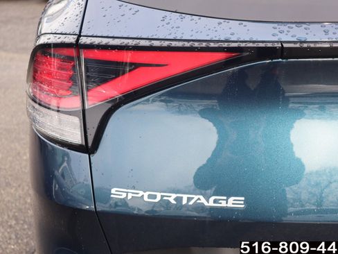 Used 2023 Kia Sportage EX image 29