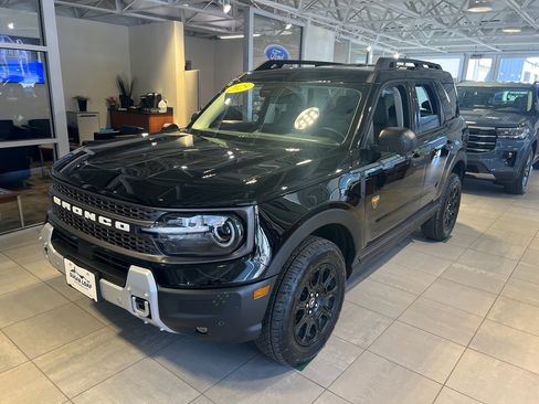 New 2025 Ford Bronco Sport Badlands w/ Badlands Tech Package AWD/4WD image 2