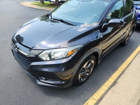 Used 2018 Honda HR-V EX-L image 9