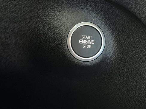 New 2026 Volvo XC40 B5 Plus w/ Protection Package Premier image 22