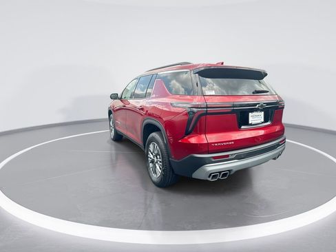 New 2025 Chevrolet Traverse LT w/ Enhanced Driving Package image 6