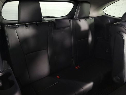 Used 2024 Toyota Highlander Limited FWD image 16