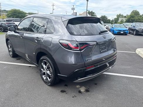 Used 2024 Honda HR-V EX-L image 9