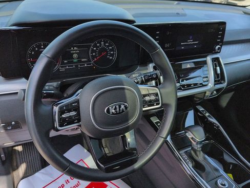 Used 2021 Kia Sorento SX FWD image 9
