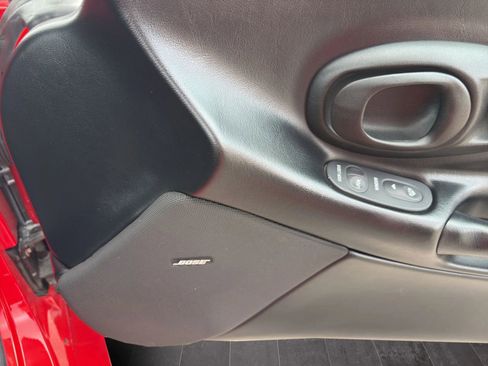 Used 2000 Chevrolet Corvette Convertible w/ Memory Pkg image 22