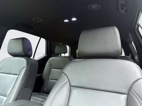 Used 2023 Chevrolet Traverse LT w/ LPO, Floor Liner Package image 13