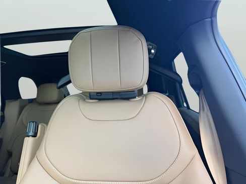 New 2026 Land Rover Range Rover Sport SE AWD/4WD image 20