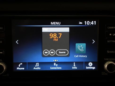 Used 2023 Nissan Kicks SR image 19