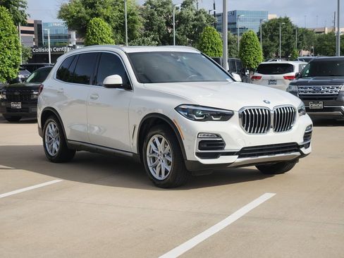 Used 2021 BMW X5 sDrive40i w/ Premium Package 2 image 3