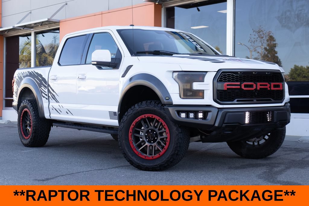 Used 2018 Ford F150 Raptor w/ Equipment Group 802A Luxury AWD/4WD image 2