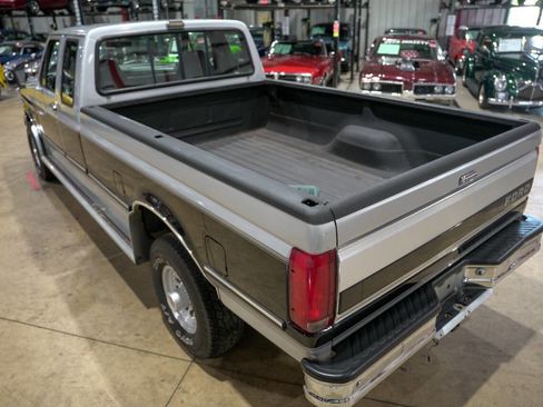 Used 1993 Ford F250 XLT image 16