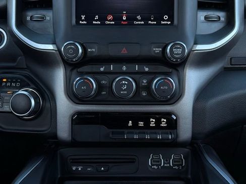 Used 2019 RAM 1500 Big Horn image 25