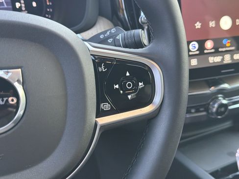 Used 2026 Volvo XC60 B5 Plus w/ Protection Package Premier image 20