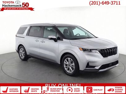 Used 2022 Kia Carnival LX