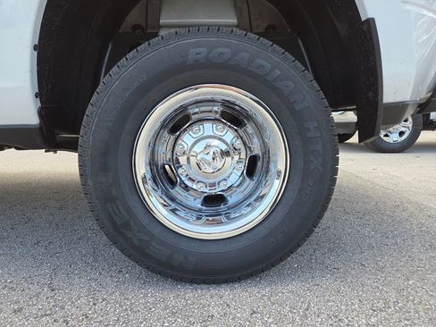New 2026 RAM 3500 Tradesman AWD/4WD image 6