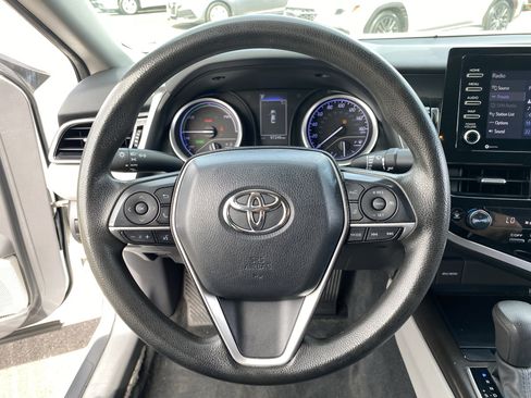 Used 2022 Toyota Camry LE FWD image 26