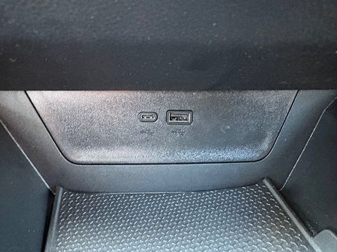 Used 2026 Chevrolet Equinox LT w/ Convenience Package II FWD image 20
