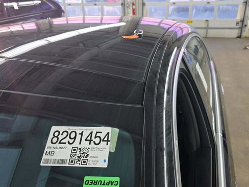 Used 2022 Mercedes-Benz S 500 4MATIC w/ AMG Line Package image 8